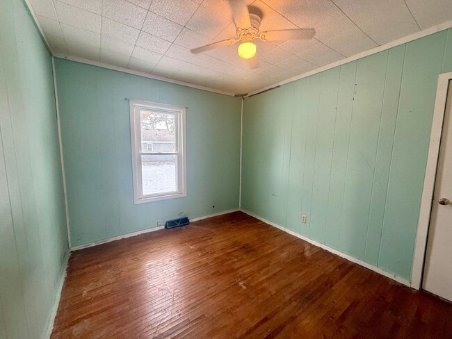 Building Photo - 3 Bed 1 Bath Single Family Home in White Lake