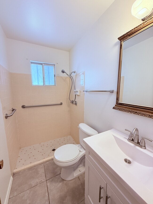 Building Photo - 4834 N Los Altos Pl