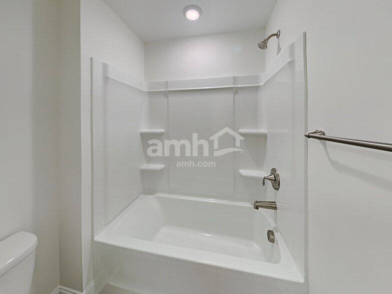 Building Photo - 13037 Wishsong Ct