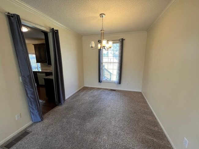 Building Photo - Welcome to this beautiful 4-bedroom, 2.5-b...