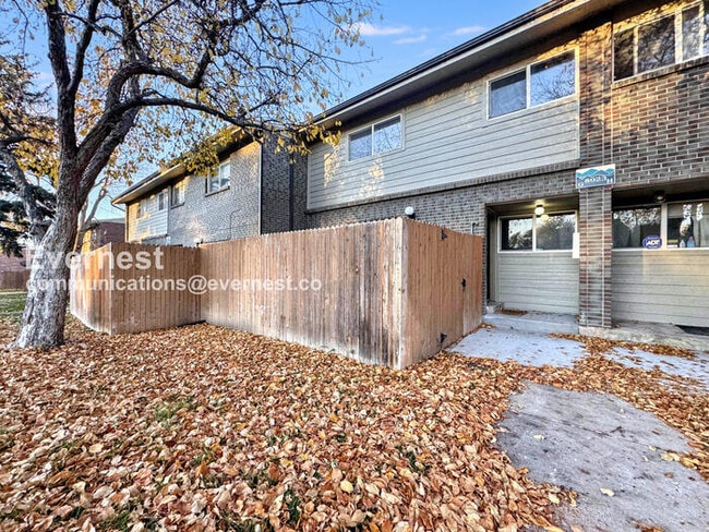 Building Photo - 8023 Wolff St