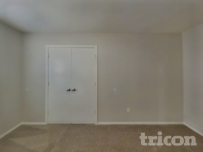 Building Photo - 2726 Candle Ridge Dr