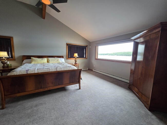 Building Photo - 20 Bonardi Dr