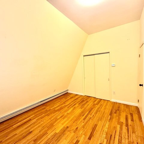 Building Photo - 15 Norfolk Ct