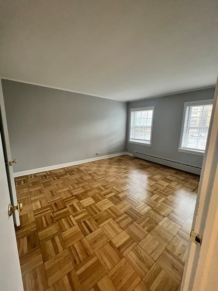Building Photo - 1408 Hinman Ave