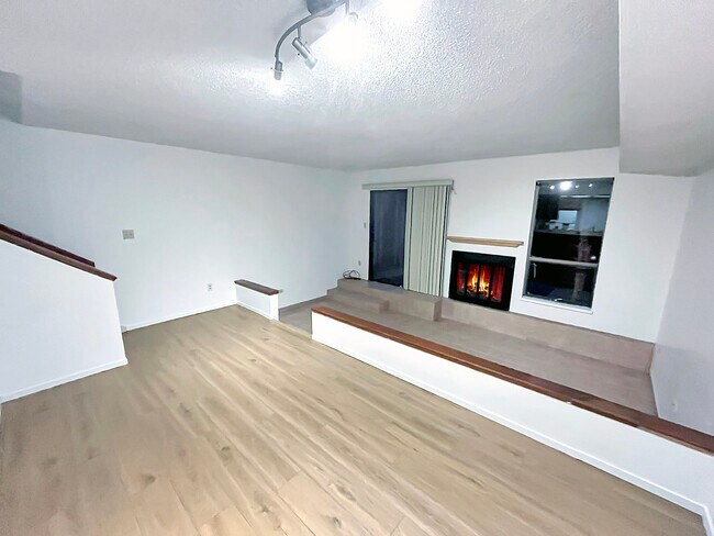 Building Photo - 4195 Baker Ln