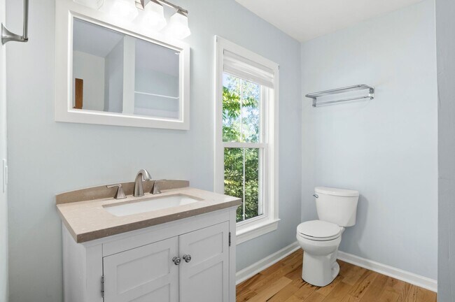 Building Photo - 4 Bedroom 4 Bathroom at Isle Of Wight County