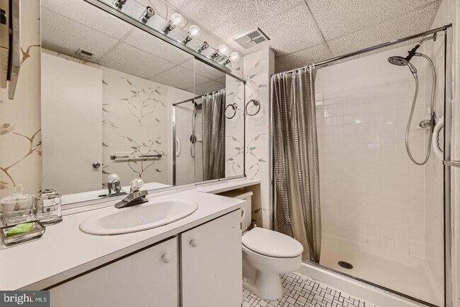 Building Photo - 7203 Rockland Hills Dr