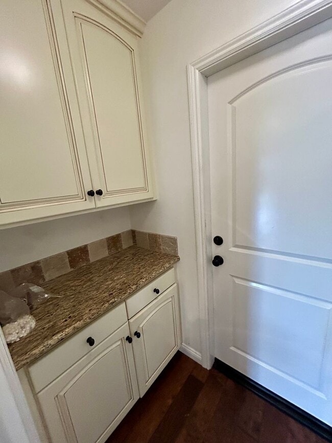 Building Photo - Clean & sharp San Ramon home for lease