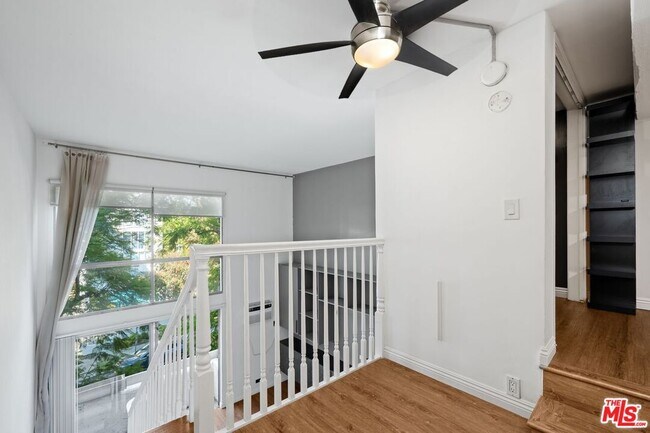 Building Photo - 1440 Veteran Ave