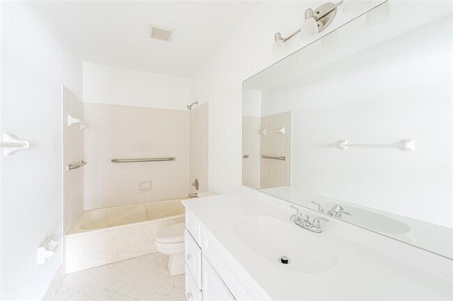 Building Photo - 9313 Ketay Cir