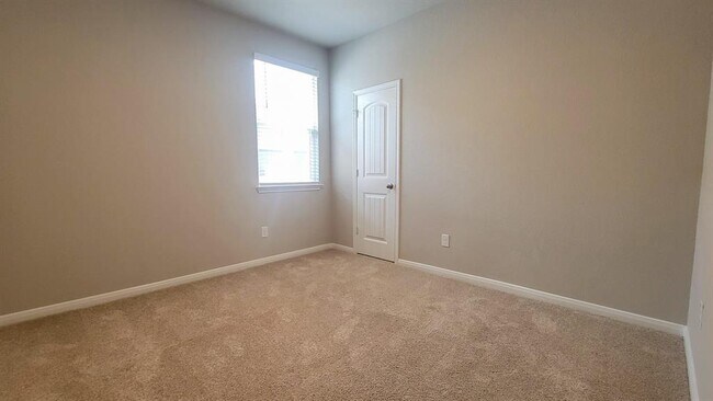 Building Photo - 487 Apache Plum Dr