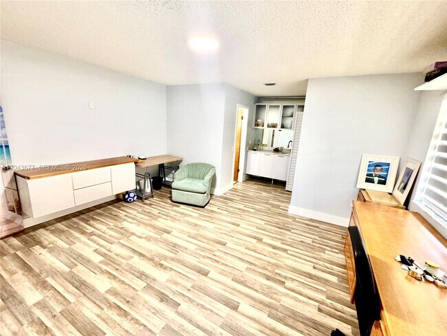 Building Photo - 18701 Wentworth Dr