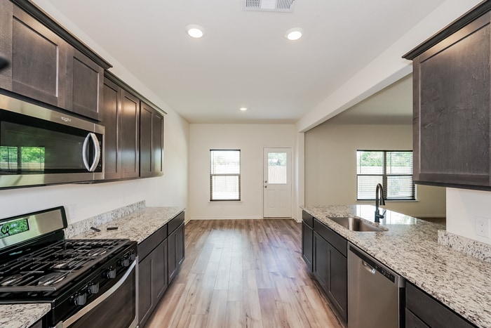 Building Photo - 809 Clark Dr