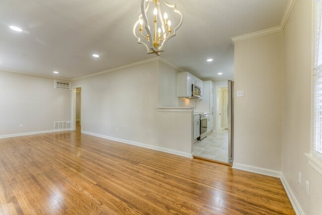 Building Photo - Charming 3-Bedroom Home with Modern Upgrades and Spacious Backyard in a Peaceful Neighborhood