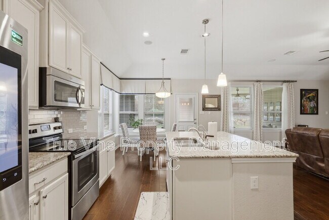 Building Photo - 4727 La Santa Rd