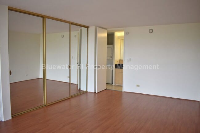 Building Photo - Pearl Two 1/1/1 (Pearlridge Area)