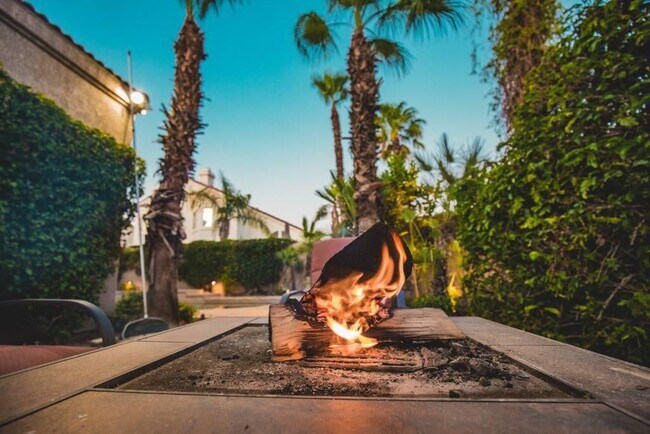 Building Photo - 45540 Desert Fox Dr
