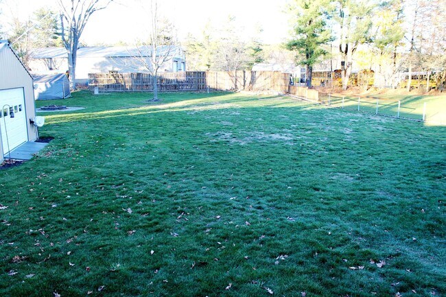 Building Photo - 57 S Mast St