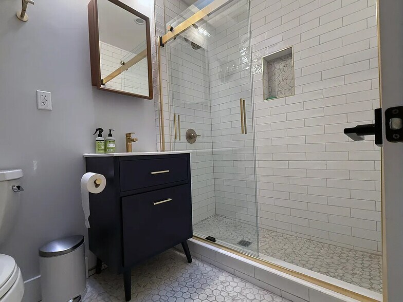 Bathroom - 461 3rd Ave