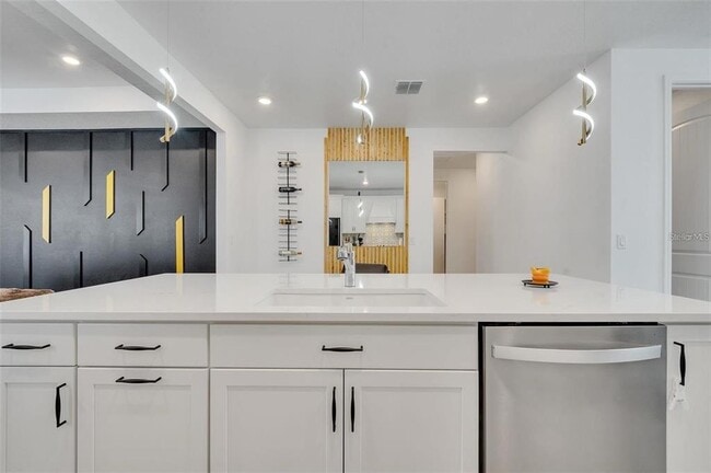 Building Photo - 6494 Rover Wy