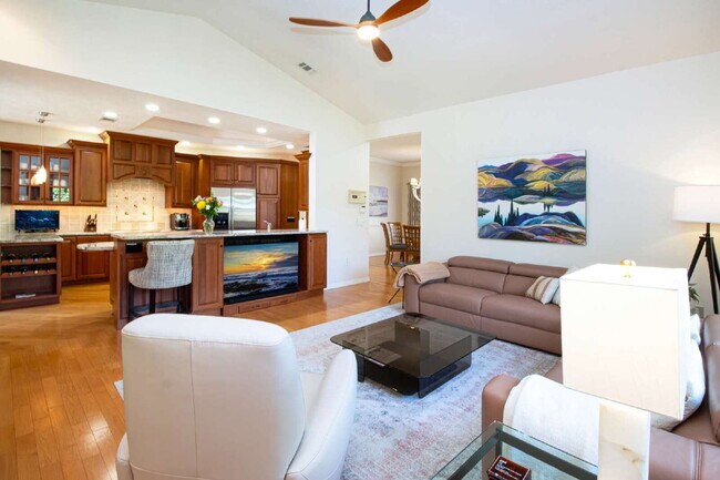 Building Photo - Palm Aire Fully Furnished Rental