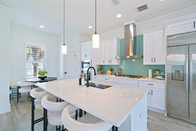 Building Photo - 4736 Amhurst Cir