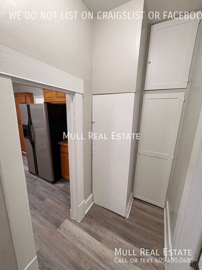 Building Photo - 122 North N Avenue