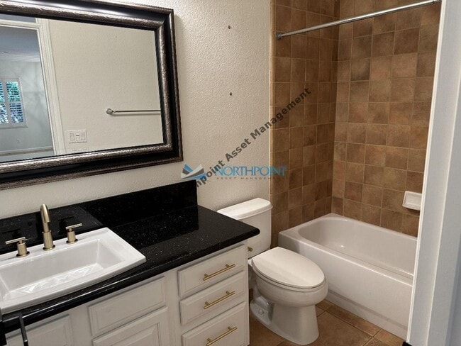 Building Photo - 4BR/3BA w/ Solar + Downstairs Bed/Bath in Whitney Oaks