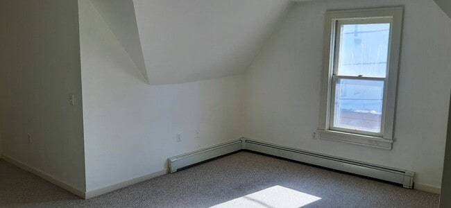 Building Photo - 1401 9th St