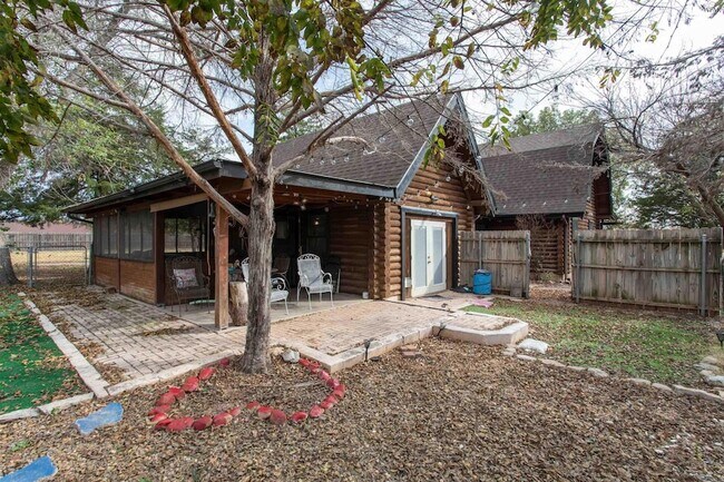 Building Photo - 4506 Pasadena Ave