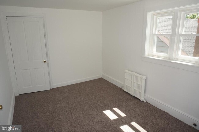 Building Photo - 727 Haws Ave