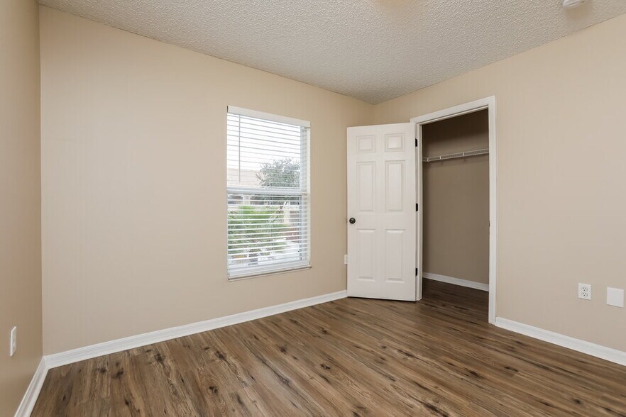 Building Photo - 293 Sawyerwood Pl