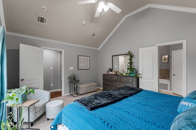 Building Photo - Check Out this 3 bed 2 bath in Benton