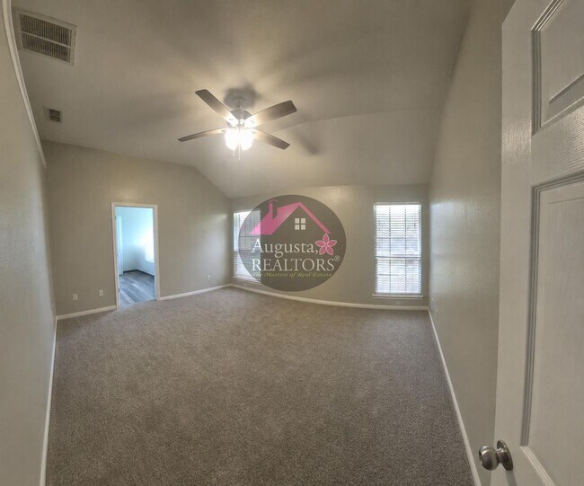 Building Photo - 5001 Crystal Creek