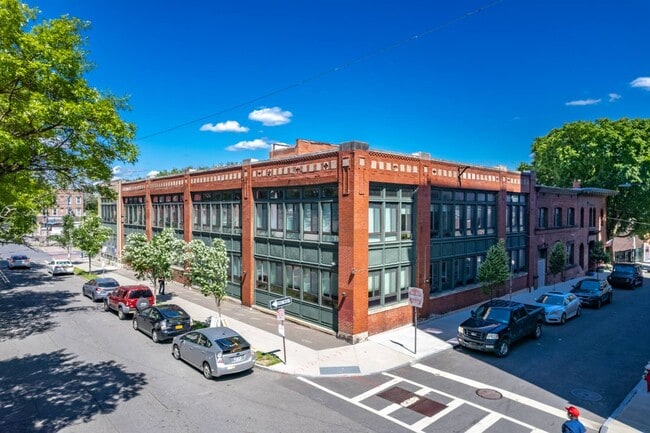 Building Photo - 260 Washington Ave