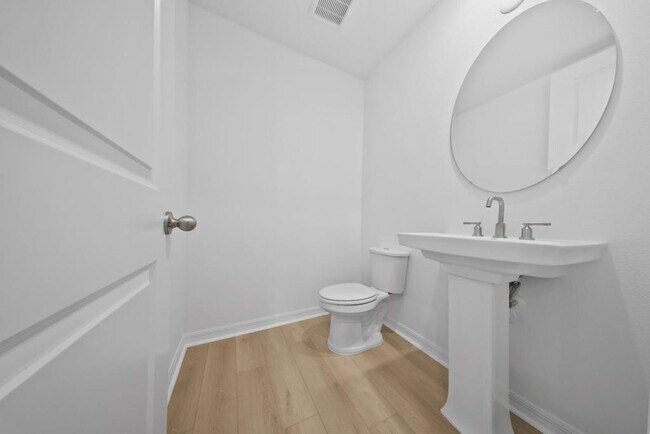 Building Photo - 17538 Northlake Grv Dr