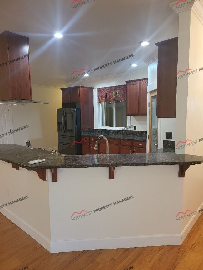 Building Photo - STATUS: AVAILABLE | R55 | $2495