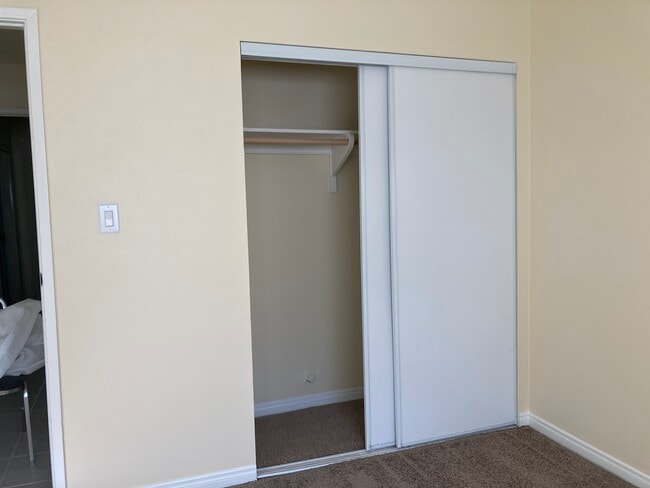 Building Photo - 2372 Pepper St