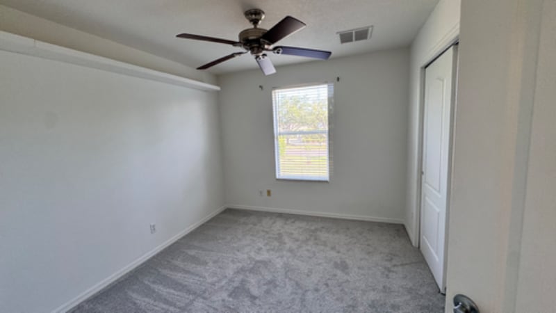 Building Photo - 9011 Iron Oak Ave