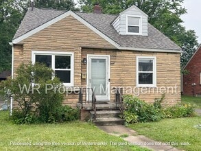 Building Photo - 3 bed 1 bath home is Elmhurst neighborhood!
