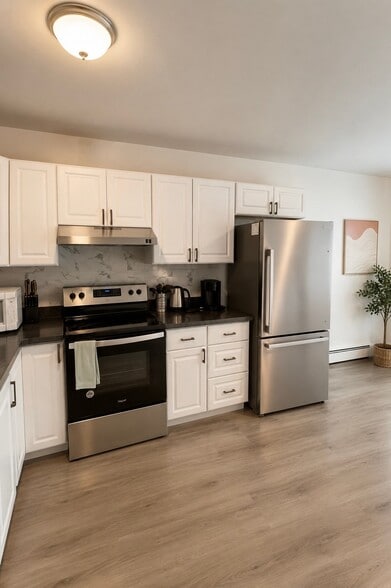 Building Photo - 4011 E Turnagain Blvd
