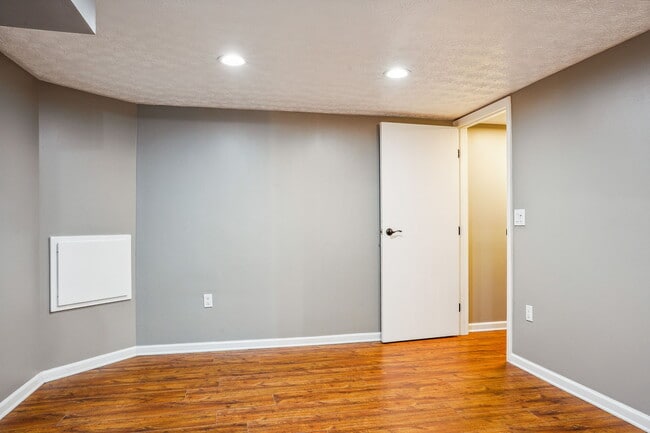 Building Photo - 1710 Messner Dr