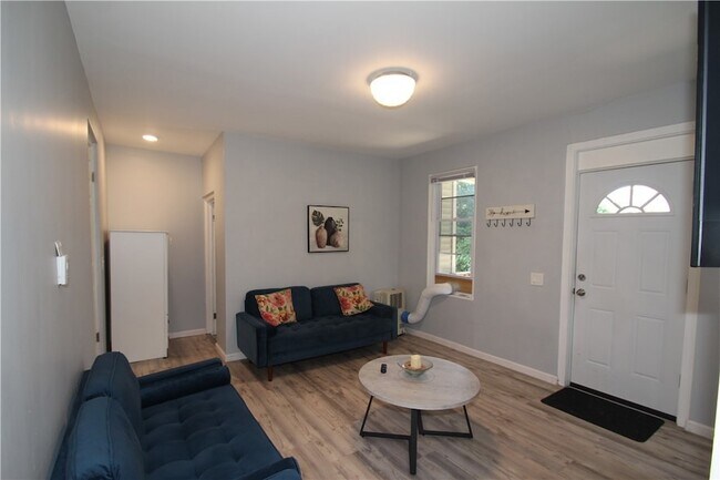 Building Photo - 2366 Spencerport Rd
