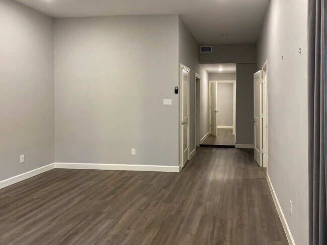 Building Photo - 12625 Memorial Dr