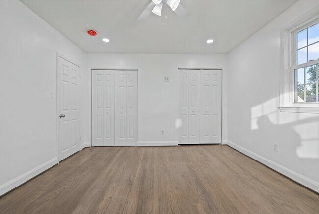 Building Photo - 1816 Tyler Rd
