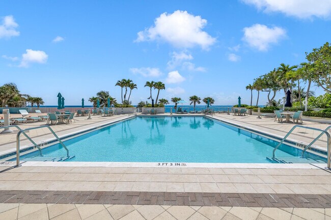 Building Photo - 1620 S Ocean Blvd