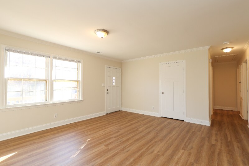 Building Photo - 937 Green Cir Dr