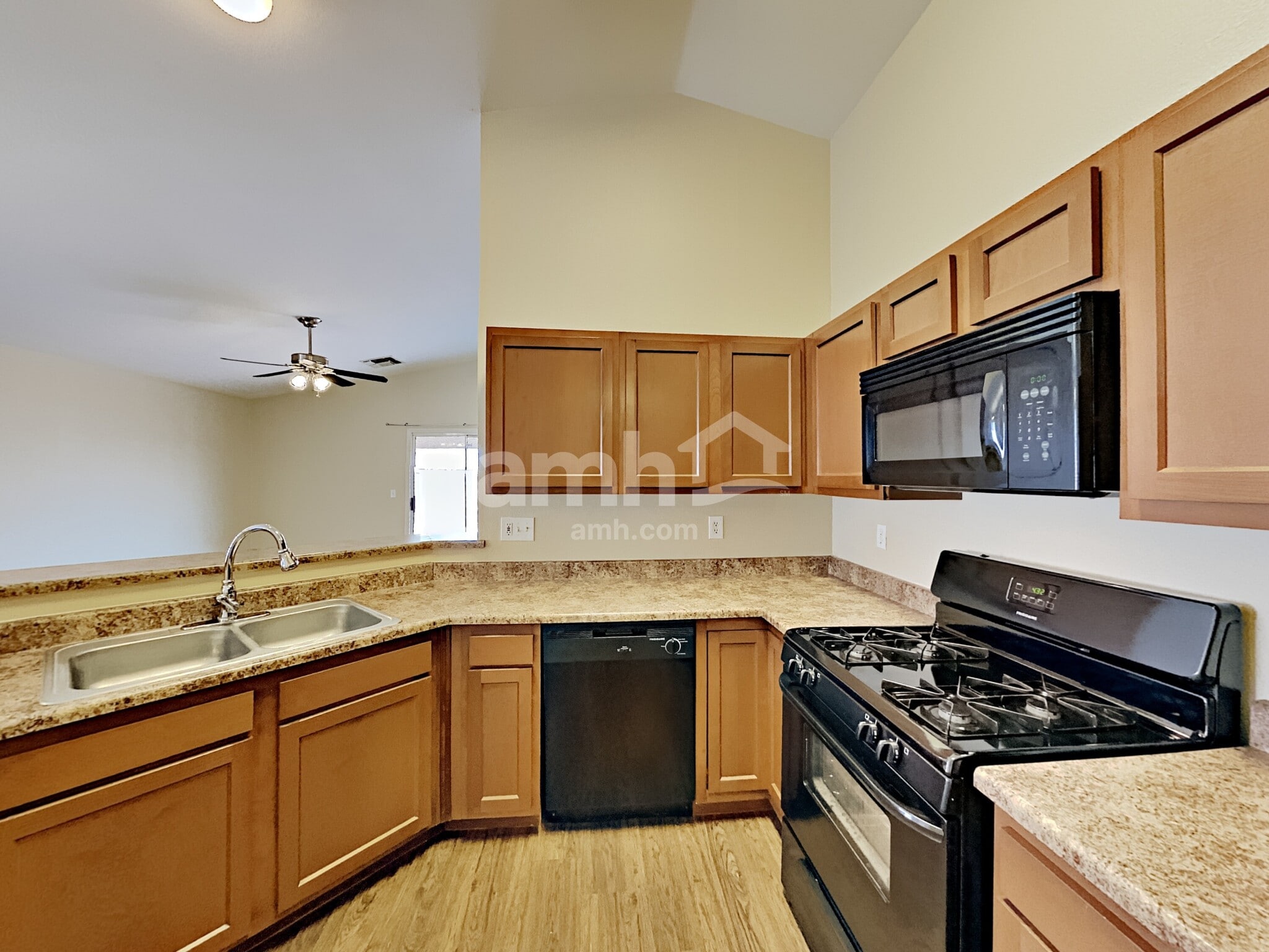 Building Photo - 7049 E Strike Eagle Way