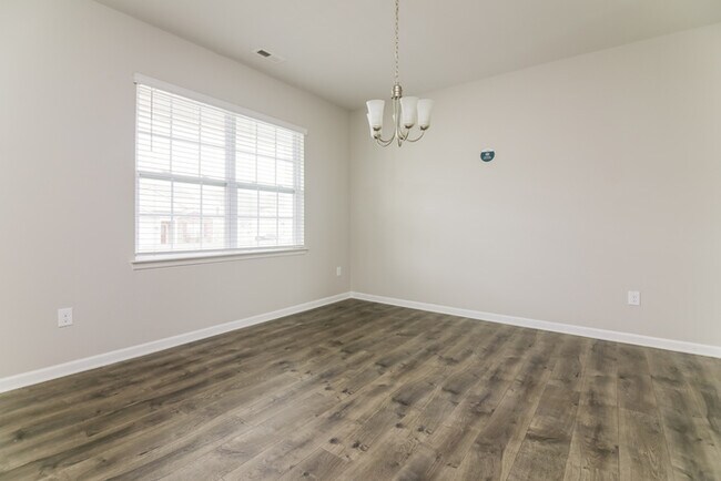 Building Photo - Bright 4-Bedroom Home in Clayton, NC